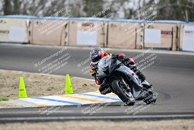media/Apr-18-2025-TrackDaz (Fri) [[45f5874c44]]/B Group/Session 4 (Turn 6 - Outside)/